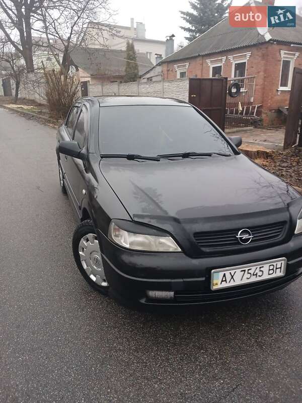 Opel Astra 2008