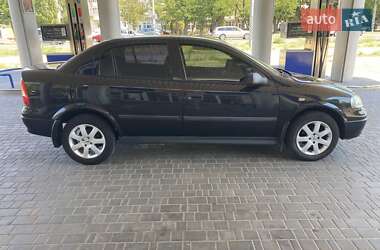 Седан Opel Astra 2007 в 