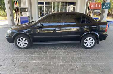 Седан Opel Astra 2007 в 