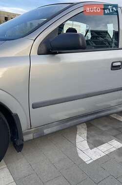 Седан Opel Astra 2008 в 