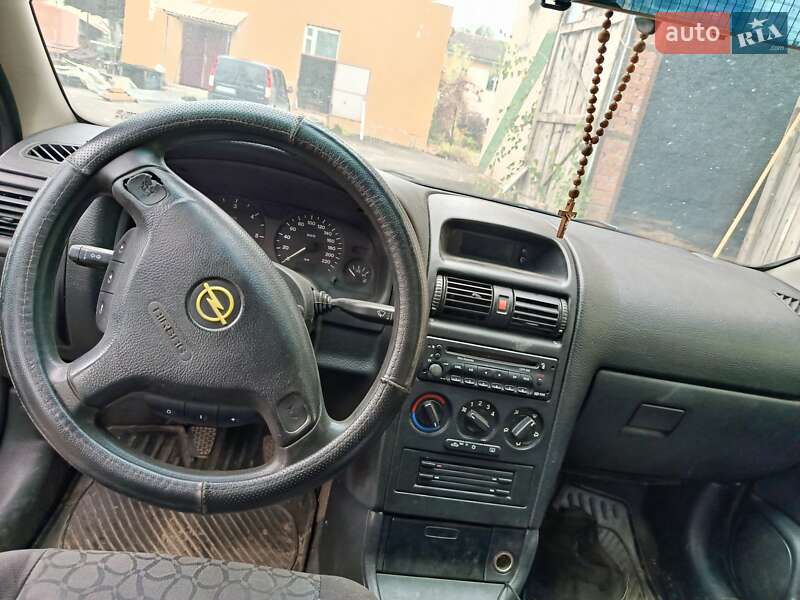Универсал Opel Astra 1999 в Мукачево
