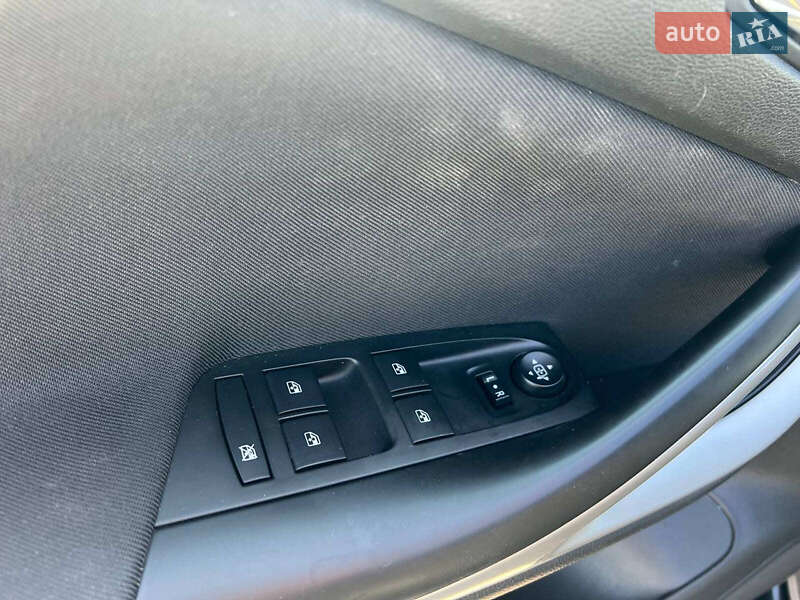 Универсал Opel Astra 2017 в Львове фото 15 Универсал Opel Astra 2017 в Львове