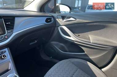Универсал Opel Astra 2017 в 
