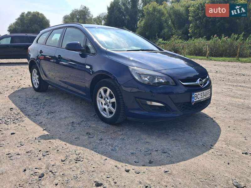 Універсал Opel Astra 2015 в Хмельницькому