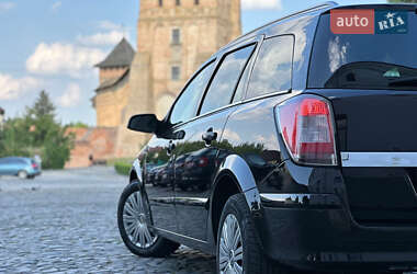 Универсал Opel Astra 2006 в 
