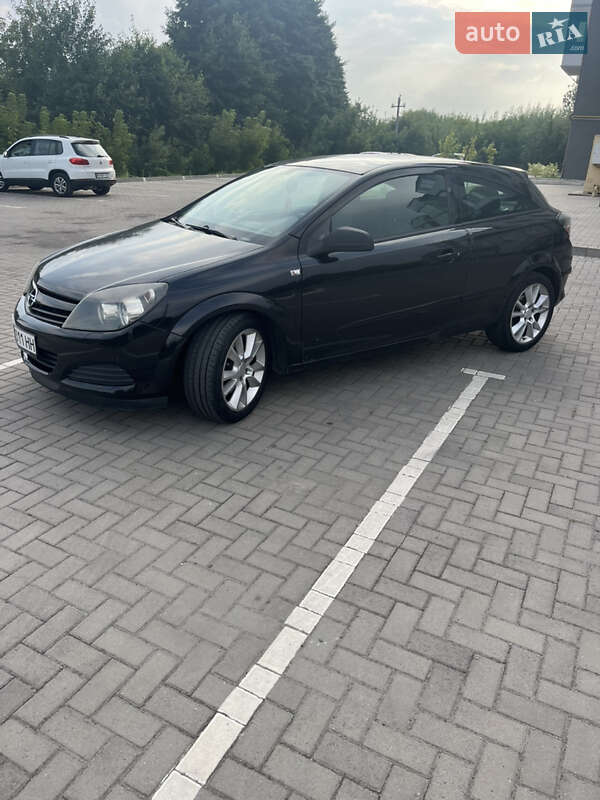 Хетчбек Opel Astra 2005 в Рівному