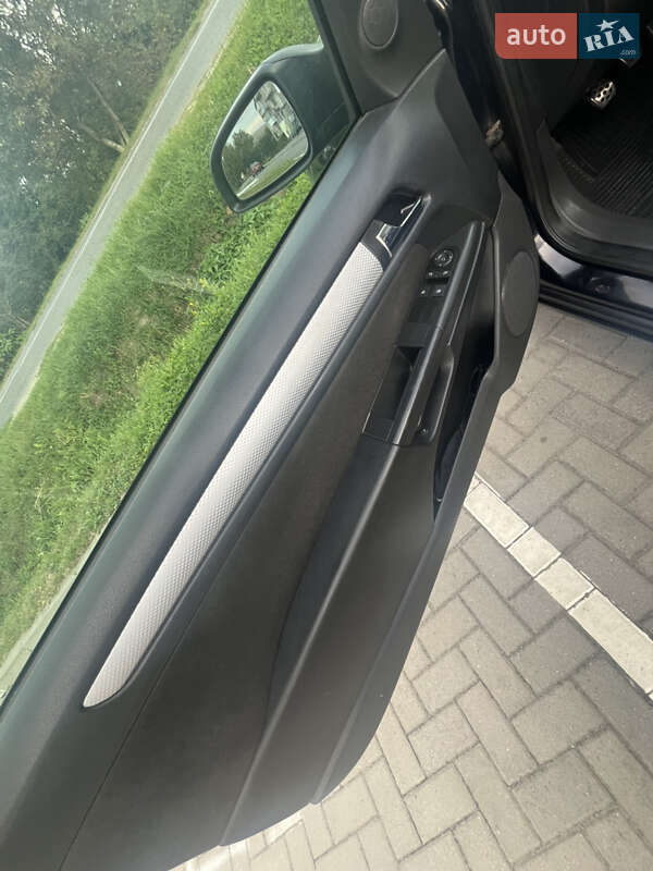 Хетчбек Opel Astra 2005 в Рівному