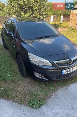 Универсал Opel Astra 2011 в 