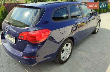 Универсал Opel Astra 2011 в 