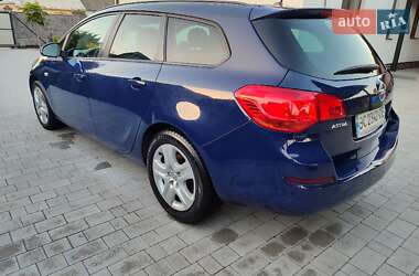 Универсал Opel Astra 2011 в 