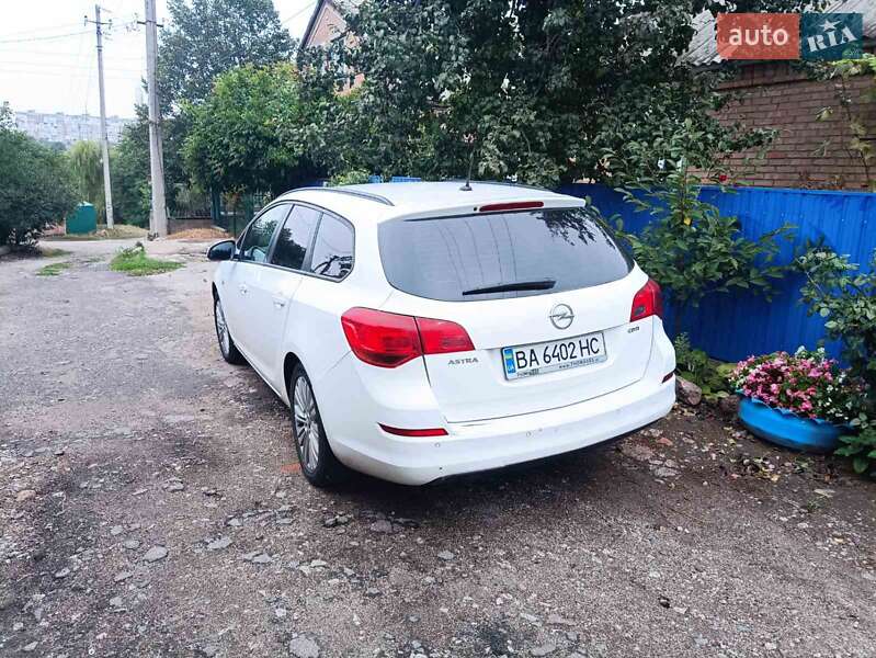 Універсал Opel Astra 2011 в Кропивницькому фото 10 Універсал Opel Astra 2011 в Кропивницькому