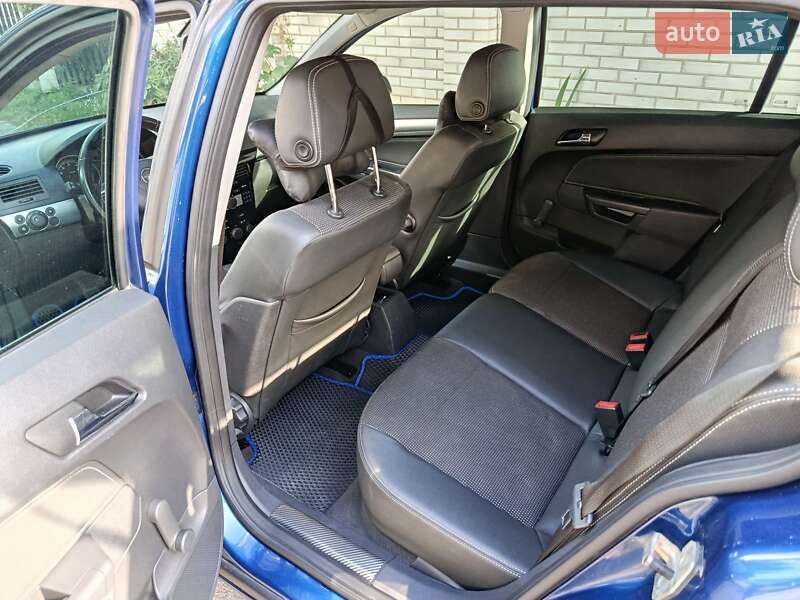 Универсал Opel Astra 2009 в Борисполе