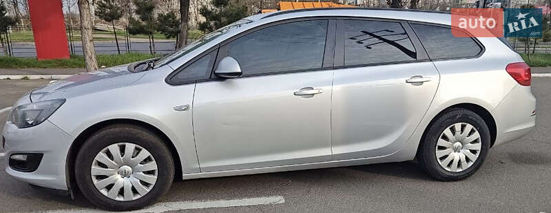 Універсал Opel Astra 2016 в Миколаєві фото Універсал Opel Astra 2016 в Миколаєві