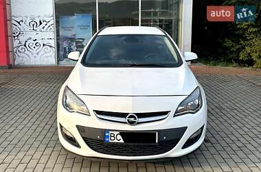 Універсал Opel Astra 2014 в Хусті