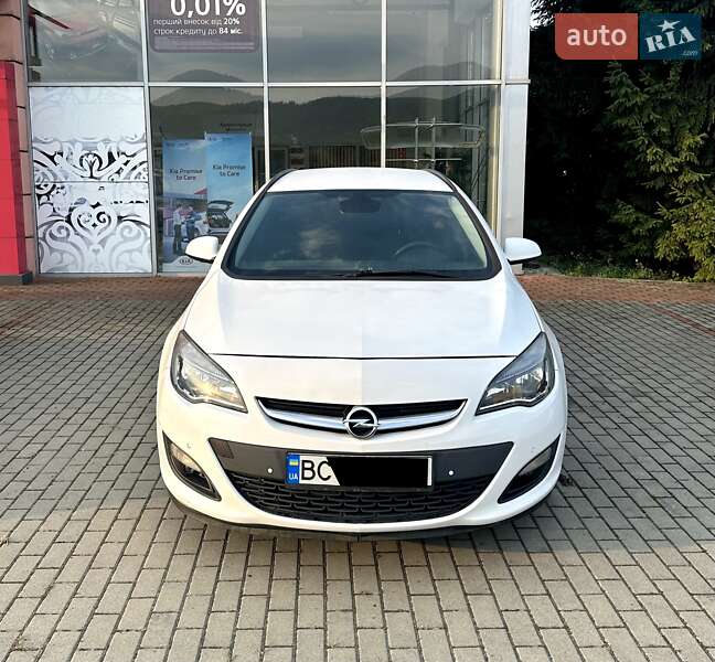 Opel Astra 2014