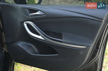 Универсал Opel Astra 2017 в 