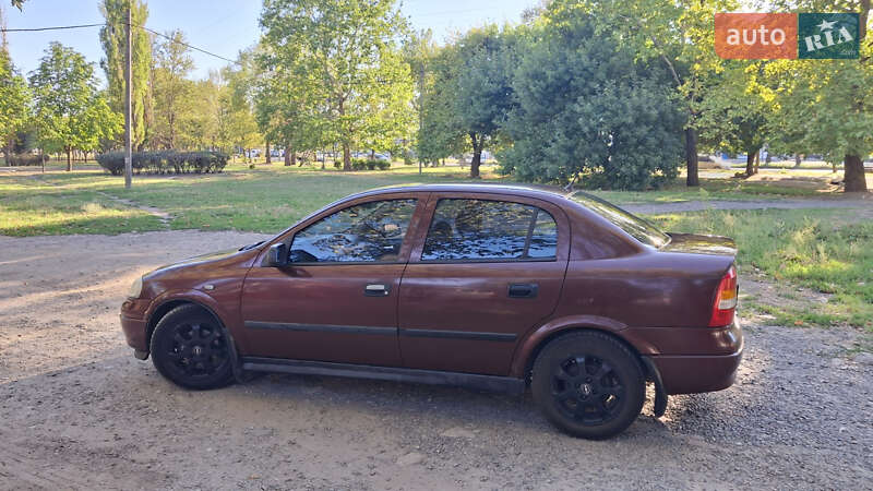 Седан Opel Astra 2008 в Николаеве
