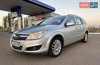 Універсал Opel Astra 2007 в Вільшанці