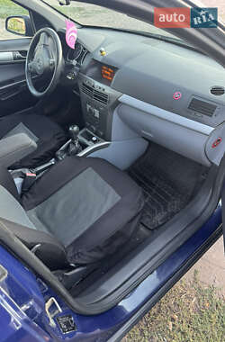 Універсал Opel Astra 2006 в 