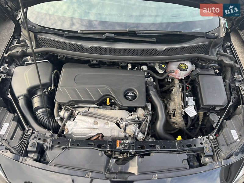 Универсал Opel Astra 2017 в Киеве фото 32 Универсал Opel Astra 2017 в Киеве