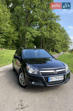 Универсал Opel Astra 2005 в Бориславе