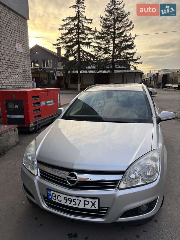 Opel Astra 2009