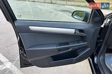 Хэтчбек Opel Astra 2007 в 