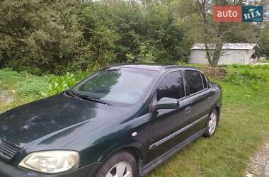Седан Opel Astra 2002 в Львові