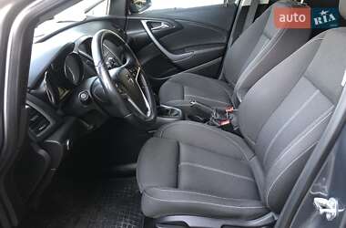 Универсал Opel Astra 2015 в 