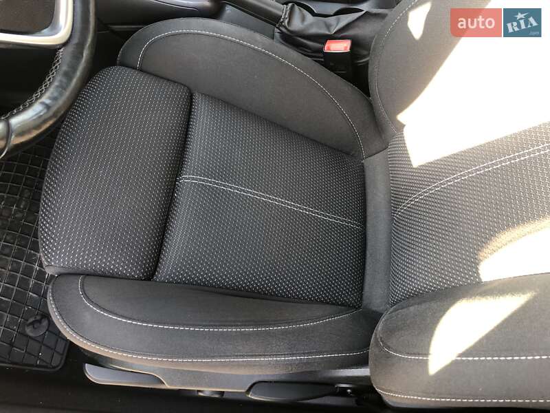 Универсал Opel Astra 2015 в Черновцах