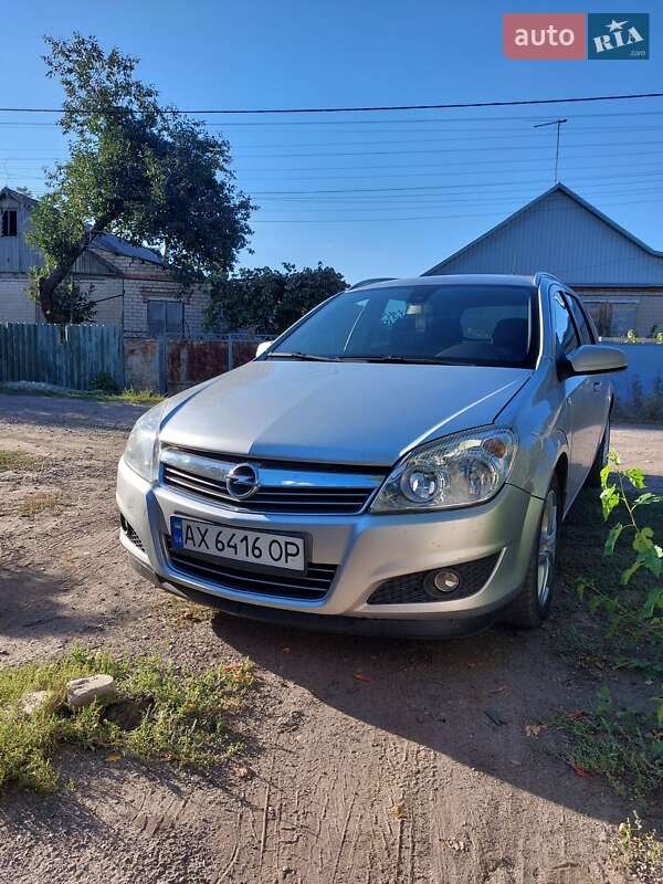 Универсал Opel Astra 2009 в 