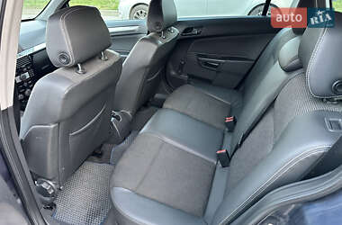 Универсал Opel Astra 2008 в 