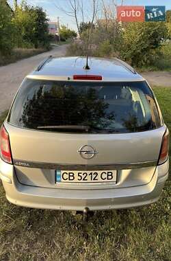 Універсал Opel Astra 2009 в Чернігові