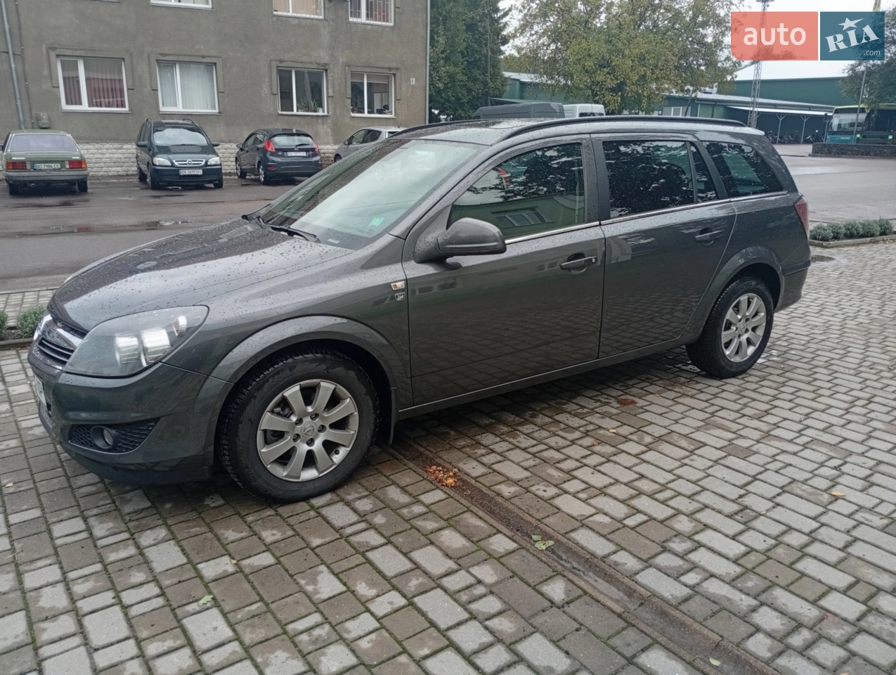 2011 Opel Astra - мініатюра 16