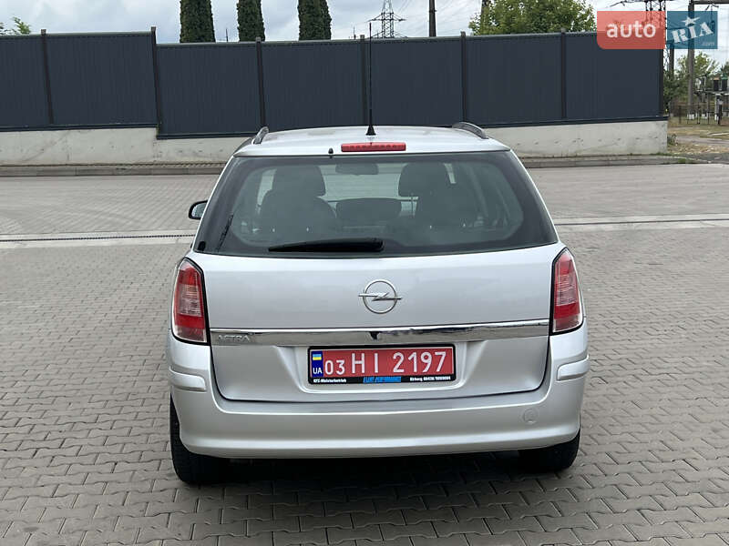 Универсал Opel Astra 2007 в Луцке