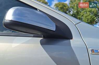 Хэтчбек Opel Astra 2007 в 