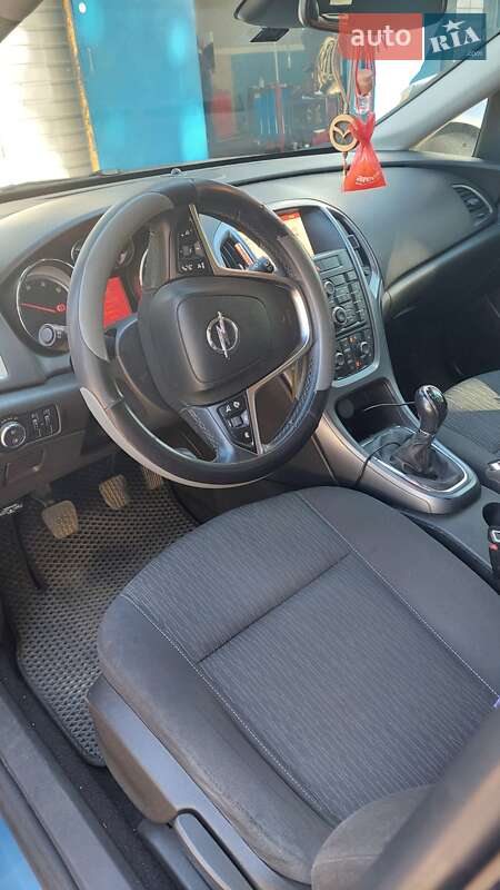 Універсал Opel Astra 2014 в Ірпені фото 6 Універсал Opel Astra 2014 в Ірпені
