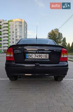 Седан Opel Astra 2008 в 