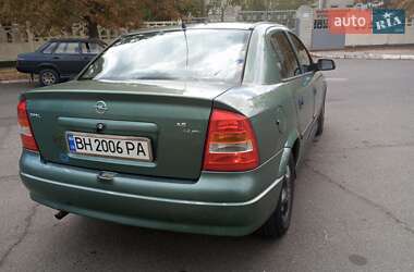 Седан Opel Astra 2000 в 