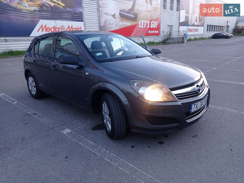 Хэтчбек Opel Astra 2009 в Львове фото 3 Хэтчбек Opel Astra 2009 в Львове
