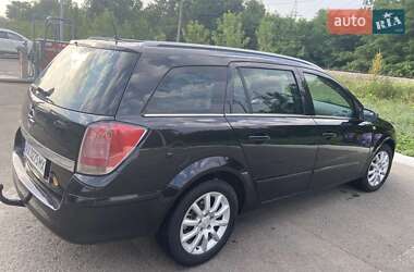 Універсал Opel Astra 2006 в Харкові