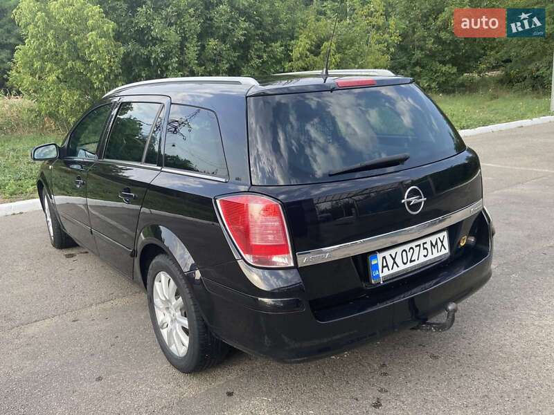 Универсал Opel Astra 2006 в Харькове