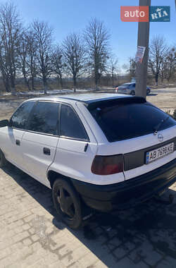 Хэтчбек Opel Astra 1994 в 
