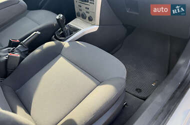 Универсал Opel Astra 2008 в 