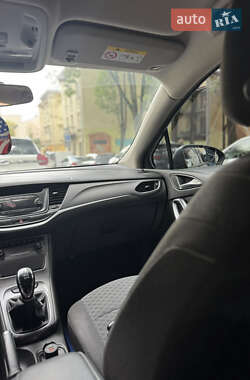 Универсал Opel Astra 2017 в 