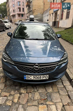 Универсал Opel Astra 2017 в 