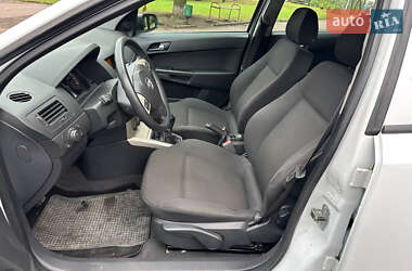 Универсал Opel Astra 2008 в 