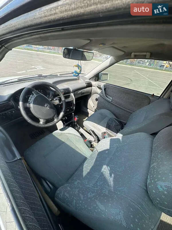 Хетчбек Opel Astra 1993 в Одесі