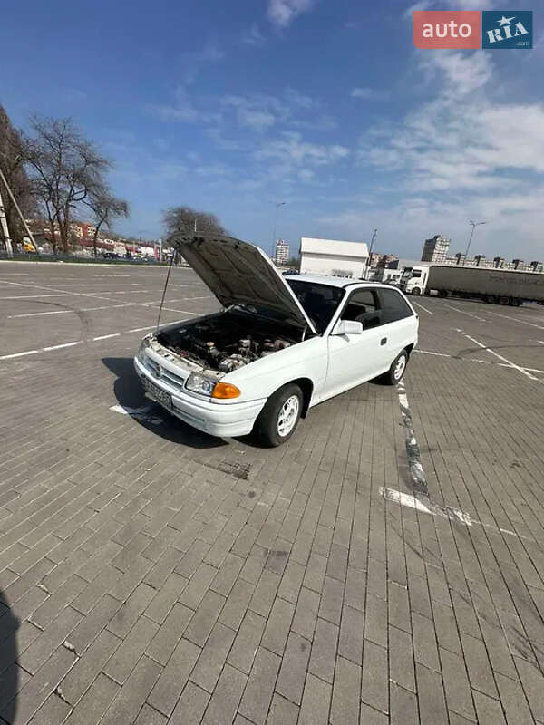 Хетчбек Opel Astra 1993 в Одесі