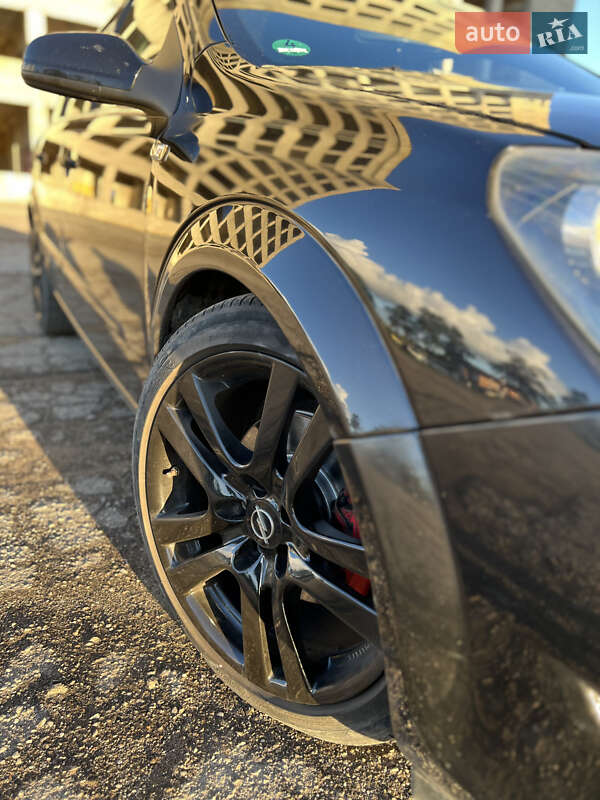 Универсал Opel Astra 2009 в Тернополе